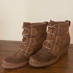 SOREL Toronto Brown Suede Lace Up Wedge Boots Booties Size 6.5 NL2115-286